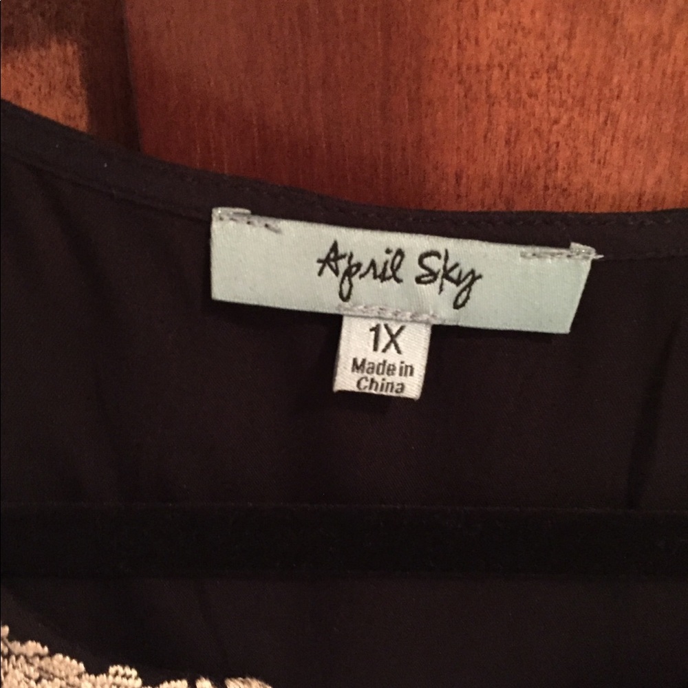 Blouse - Picture 2 of 2